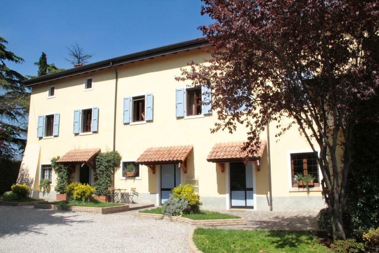 Rivoli VeroneseCason Degli Ulivi公寓 外观 照片
